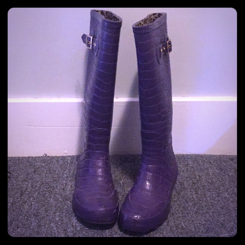 Rain boots 7 purple